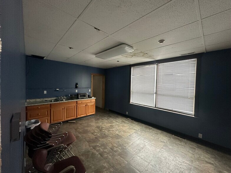 More Photos Of 9702 Portage Rd, Portage Warehouse For Lease