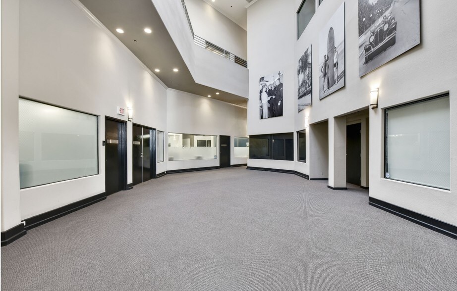 More Photos Of 1133 Columbia St, San Diego Loft Creative Space For Lease