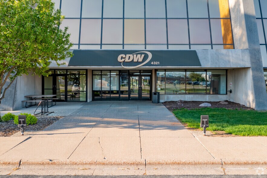 More Photos Of 4321 W College Ave, Appleton Office For Lease
