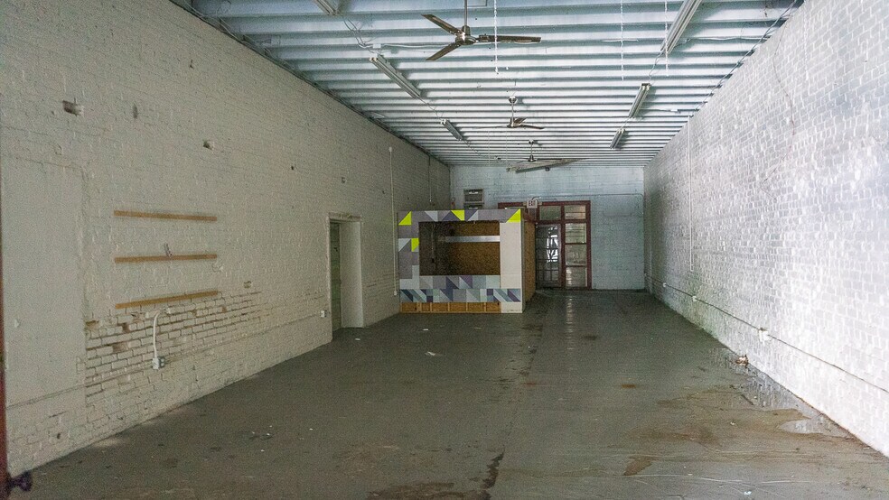 More Photos Of 620 S Main St, Gainesville Warehouse For Lease