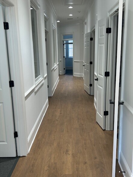 More Photos Of 5755 North Point Pky, Alpharetta Office For Lease