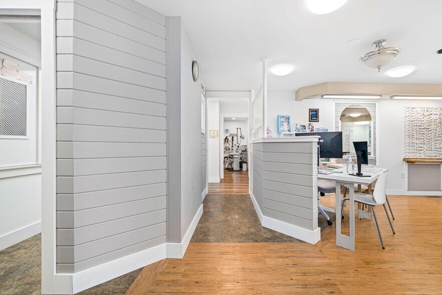 More Photos Of 364 Opie Arnold Rd, Limestone Medical For Sale