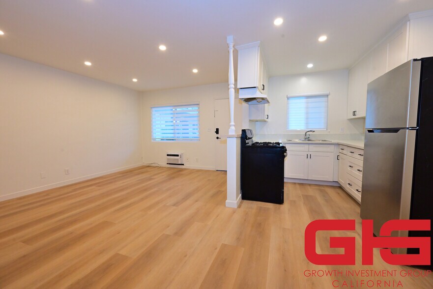 More Photos Of 833 W Duarte Rd, Arcadia Apartments For Sale