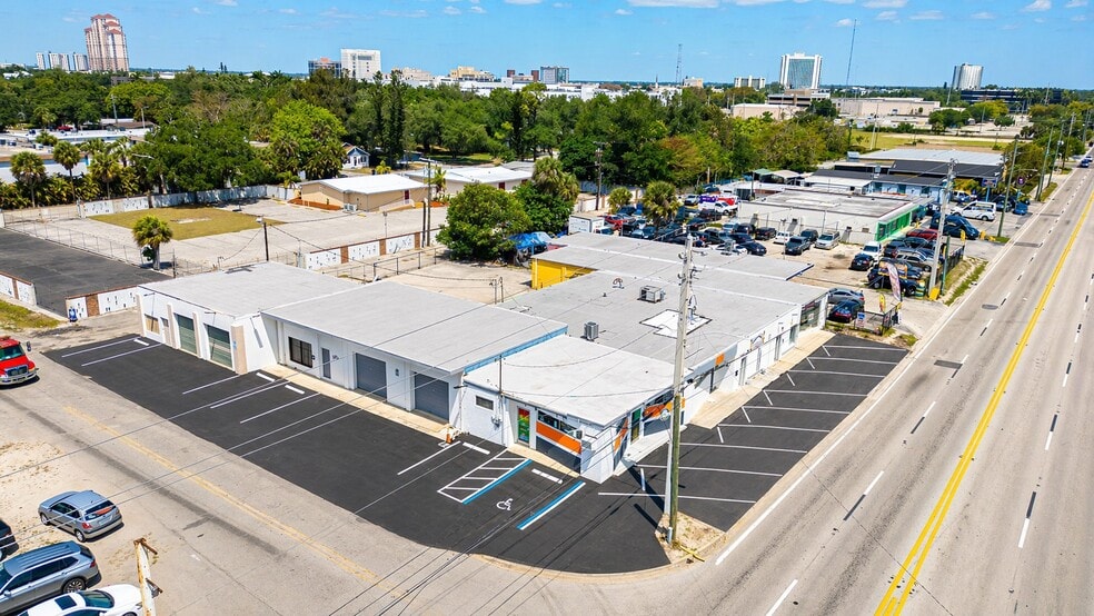 Primary Photo Of 2280-2290 Fowler St, Fort Myers Freestanding For Sale