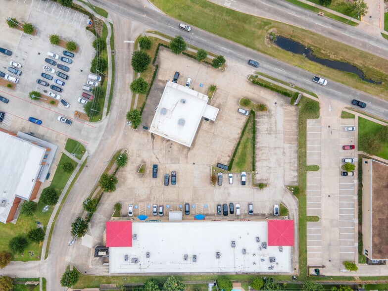 More Photos Of 4300-4302 Fairmont Pky, Pasadena Unknown For Lease