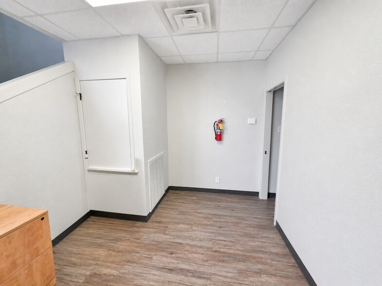 More Photos Of 4104 Houston Hwy, Victoria General Retail For Sale
