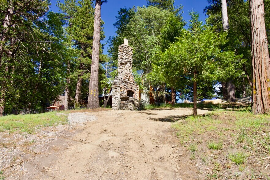 More Photos Of 32065 Hunsaker Way, Running Springs Land For Sale