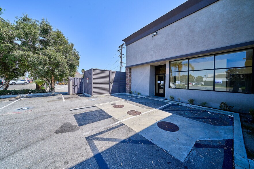 More Photos Of 6242 Beach Blvd, Buena Park Fast Food For Lease
