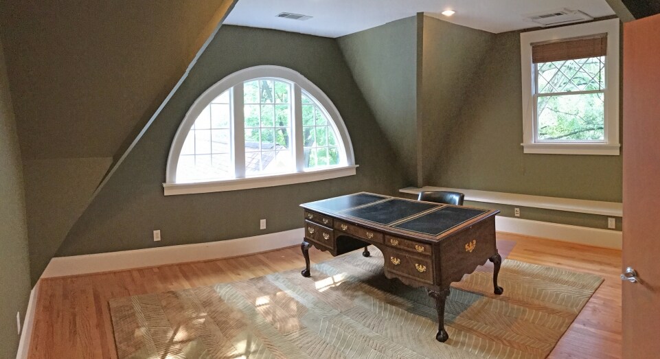 More Photos Of 1629 Monroe Dr, Atlanta Office For Lease