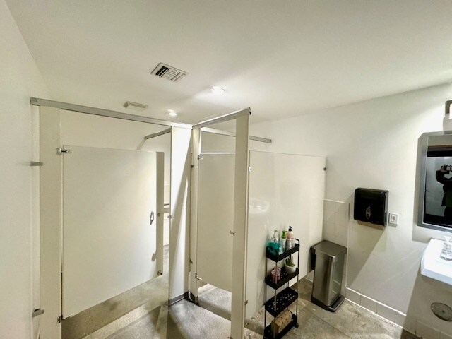 More Photos Of 1648 10th St, Santa Monica Loft Creative Space For Sale