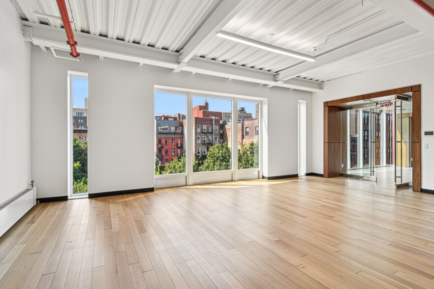 More Photos Of 210 Elizabeth St, New York Office For Lease