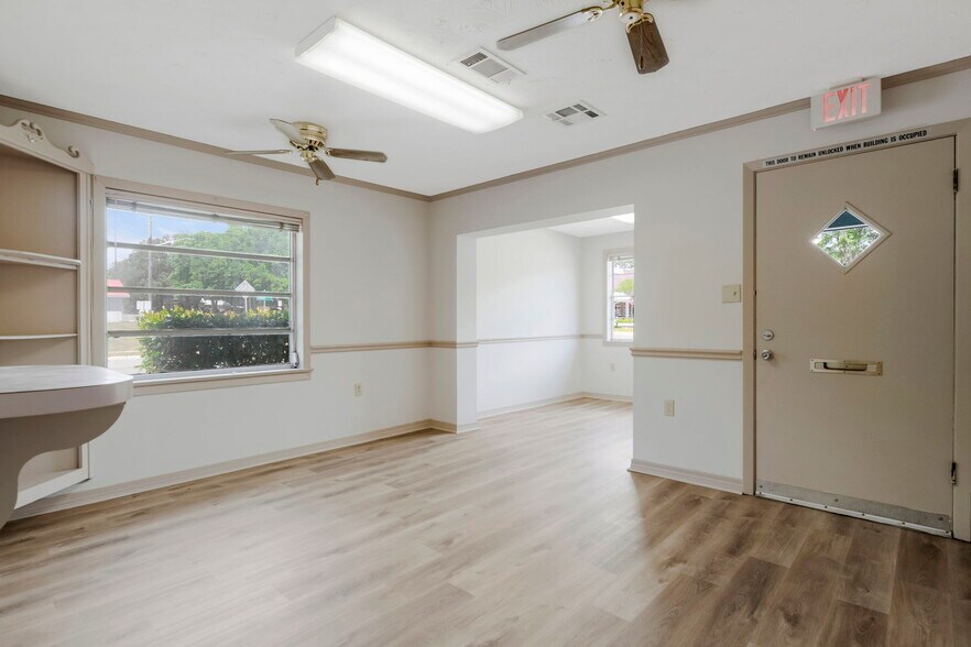 More Photos Of 5603 Stewart St, Milton Medical For Sale