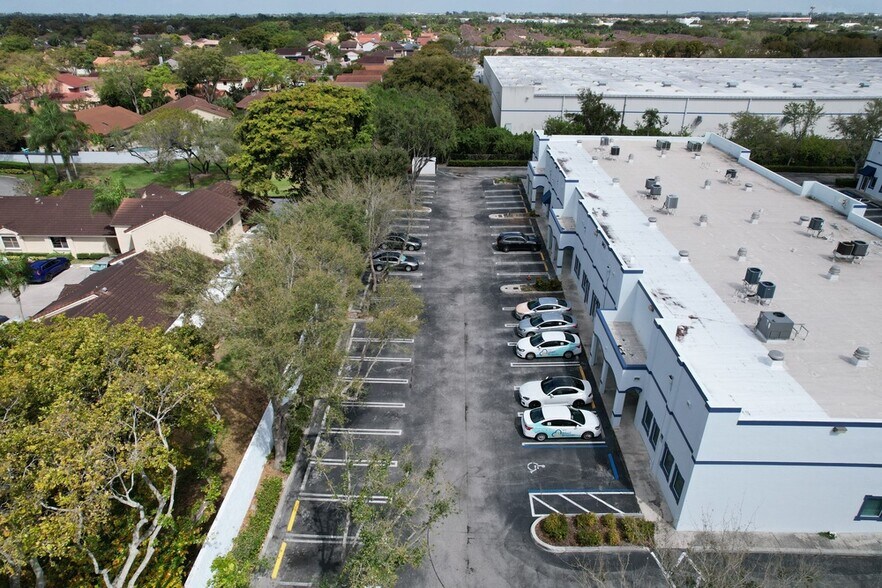 More Photos Of 5951 NW 173rd Dr, Miami Medical For Sale