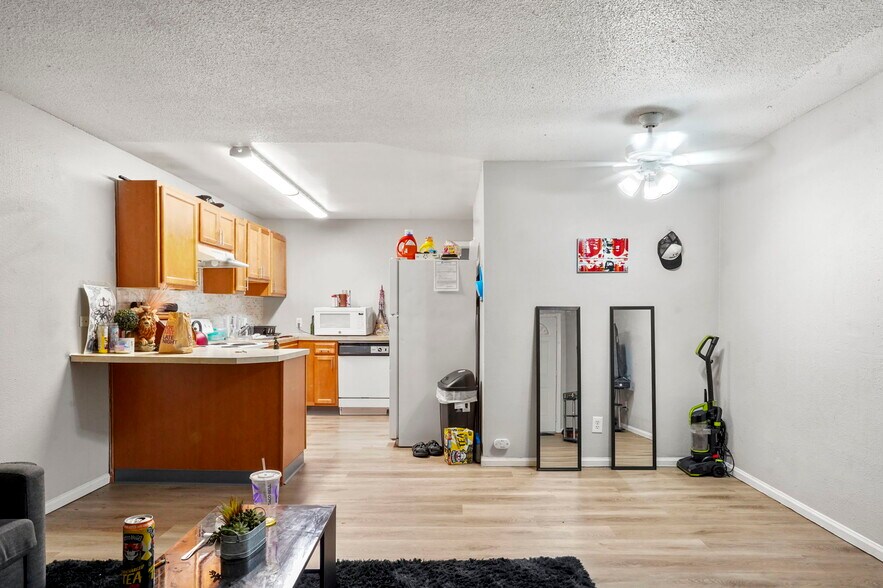 More Photos Of 316 E Brookside, Colorado Springs Apartments For Sale