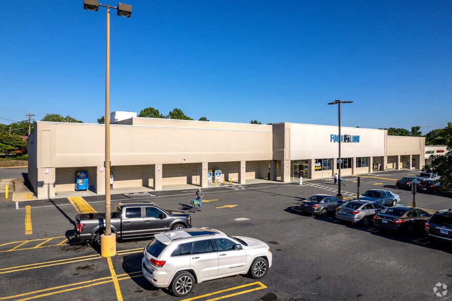 More Photos Of 5801-6025 South Blvd, Charlotte Unknown For Lease