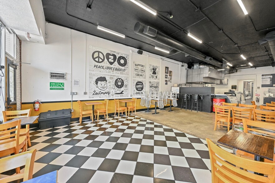 More Photos Of 220 N Main St, Bryan Storefront For Sale