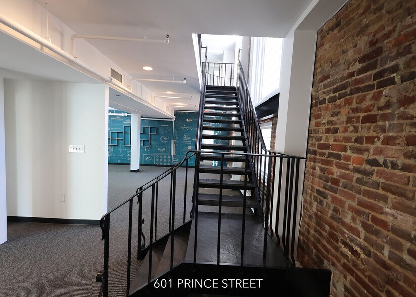 More Photos Of 601 Prince St, Alexandria Office For Sale