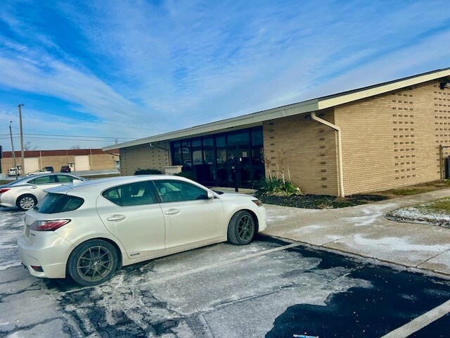 More Photos Of 2455 Stanley Ave, Dayton Auto Dealership For Sale