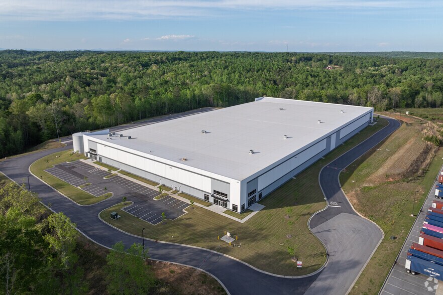 More Photos Of 323 Logistics Ln, Talmo Warehouse For Lease