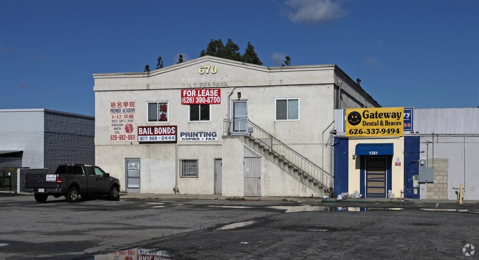 More Photos Of 666-670 S Sunset Ave, West Covina Storefront Retail Office For Sale