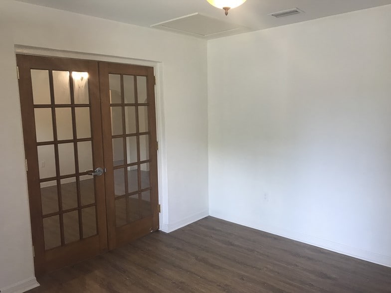 More Photos Of 3638 1st Ave N, Saint Petersburg Office Residential For Sale