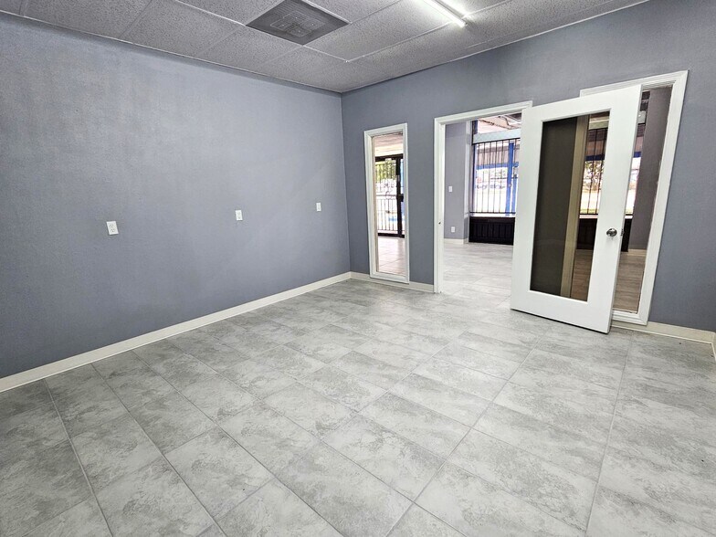 More Photos Of 8257 Gulf Fwy, Houston Auto Repair For Lease