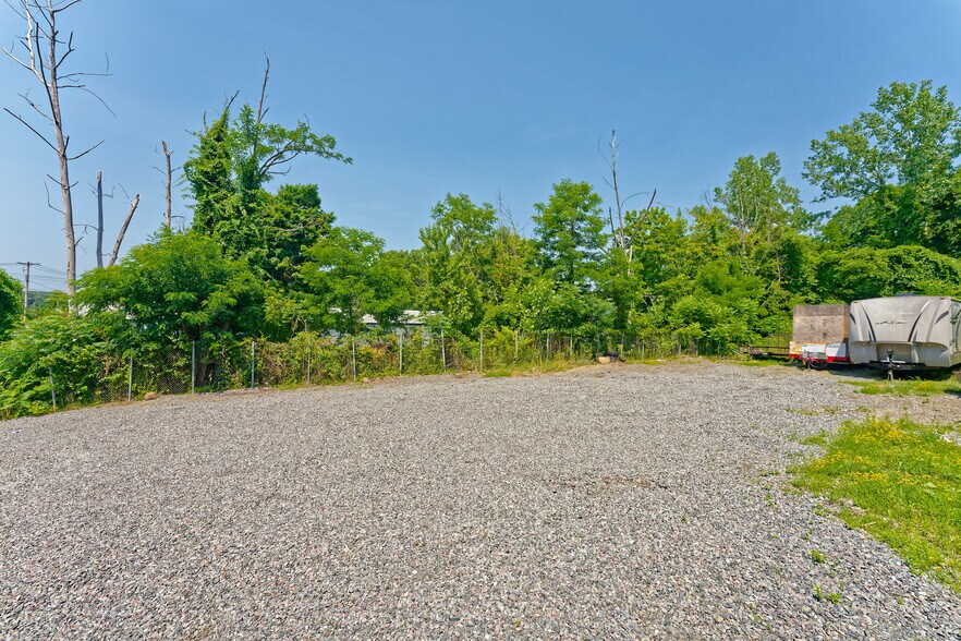 More Photos Of 16 Depot St, Hudson Falls Self Storage For Sale