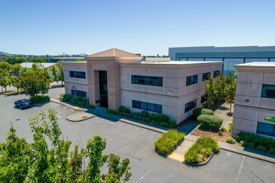 More Photos Of 3775 Brickway Blvd, Santa Rosa Medical For Sale