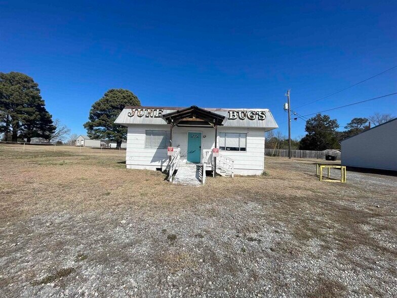 More Photos Of 7649 Batesville, Pleasant Plains Restaurant For Sale