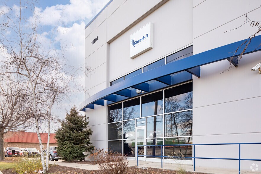 More Photos Of 11101 Franklin Ave, Franklin Park Distribution For Lease