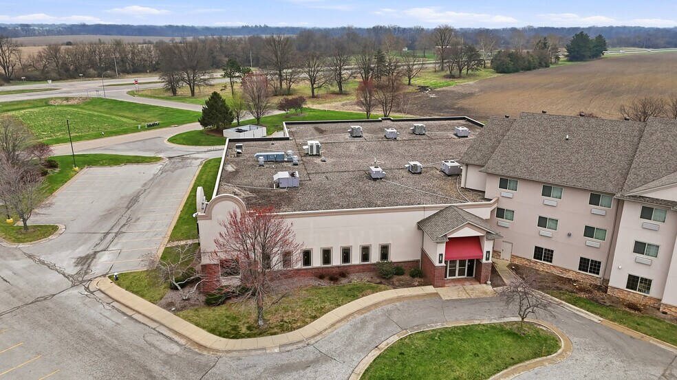 More Photos Of 1780 Stonegate Center Dr, Burlington Hotel For Lease