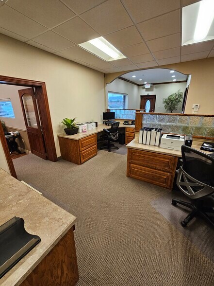More Photos Of 1831 W Louisiana St, McKinney Office For Lease
