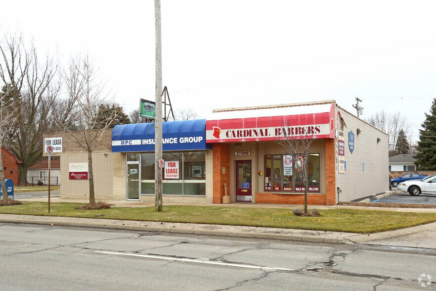 More Photos Of 27301-27309 5 Mile Rd, Redford Unknown For Lease