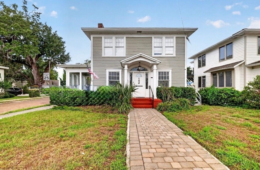 Primary Photo Of 142 E Gore St, Orlando Medical For Sale
