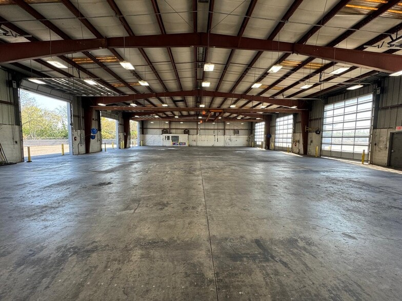 More Photos Of 3030 New Tampa Hwy, Lakeland Industrial For Lease