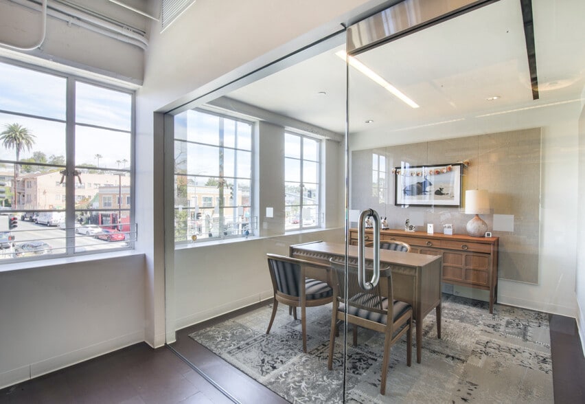 More Photos Of 2154 W Sunset Blvd, Los Angeles Loft Creative Space For Sale