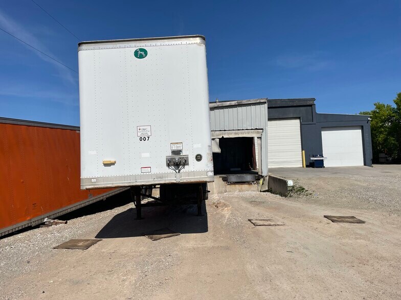 More Photos Of 200 9th St, Green Bay Warehouse For Lease