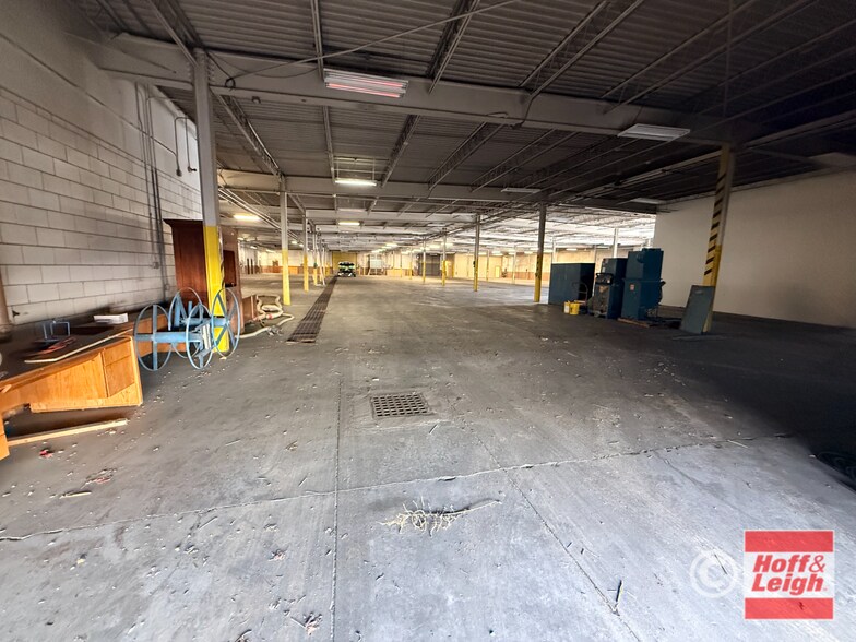 More Photos Of 1570 E 25th St, Cleveland Manufacturing For Lease