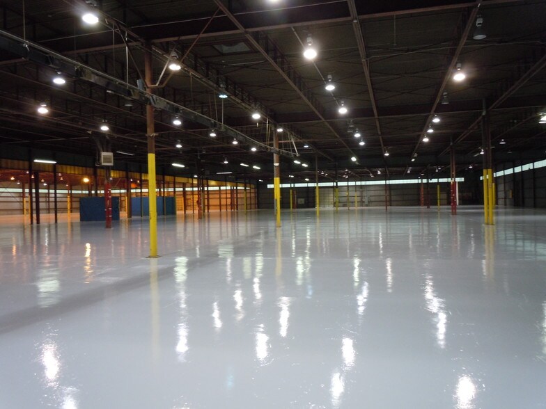 More Photos Of 715 W Pike St, Weslaco Warehouse For Sale