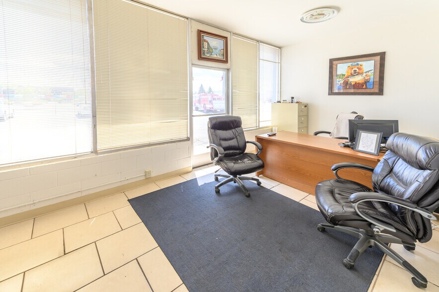 More Photos Of 295 Kietzke Ln, Reno General Retail For Lease