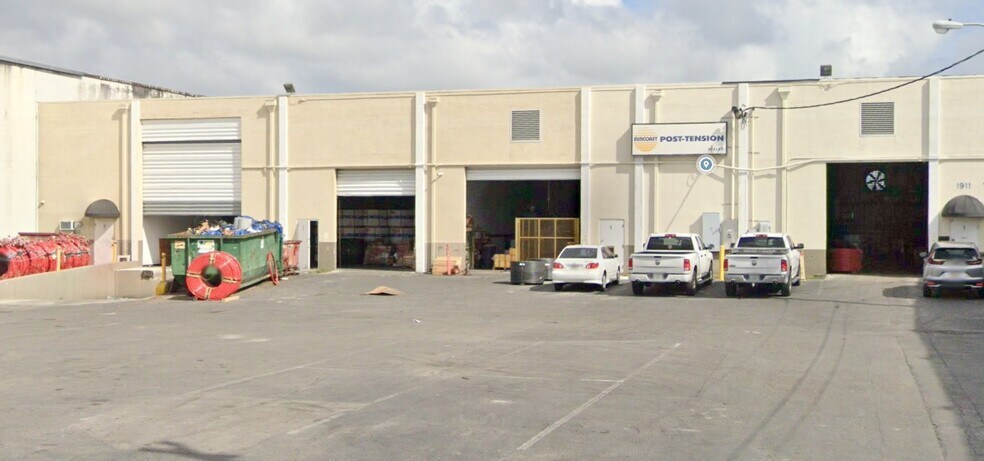 More Photos Of 1805-1815 SW 31st Ave, Pembroke Park Unknown For Lease