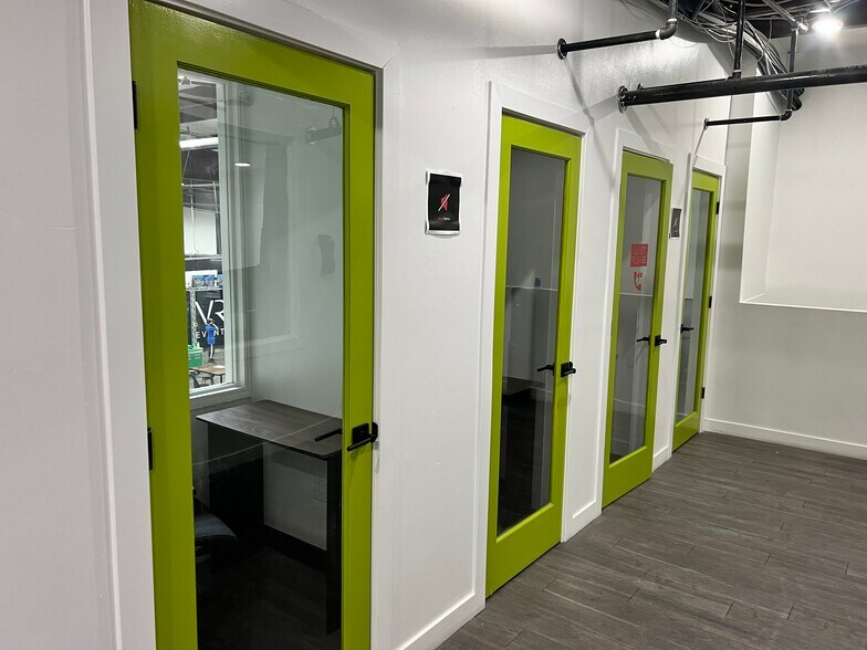 More Photos Of 1657 N State St, Lehi Manufacturing For Sale