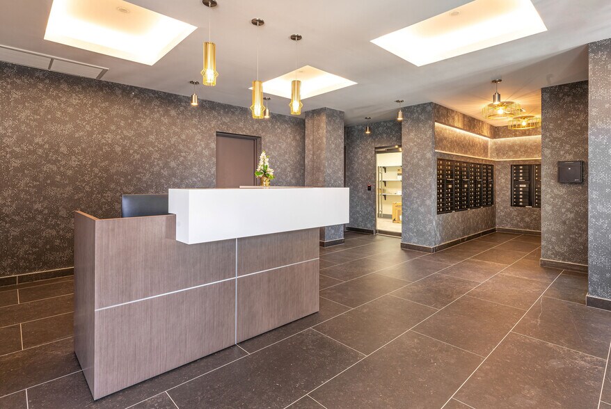 More Photos Of 620 Bloomfield Ave, Bloomfield Apartments For Lease
