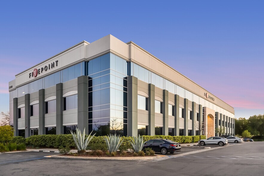 More Photos Of , Valencia Office For Sale