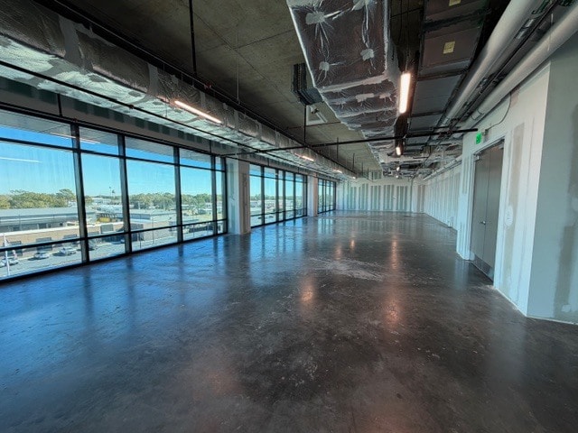 More Photos Of 511 Government Ave, Valparaiso Office For Lease