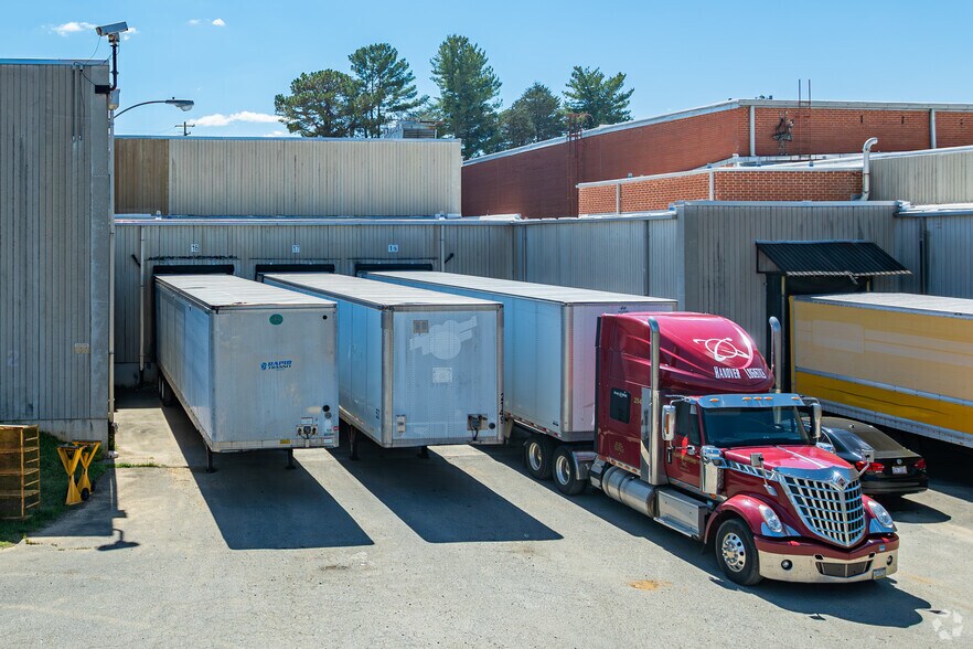 More Photos Of 224 E Main St, Haw River Manufacturing For Lease