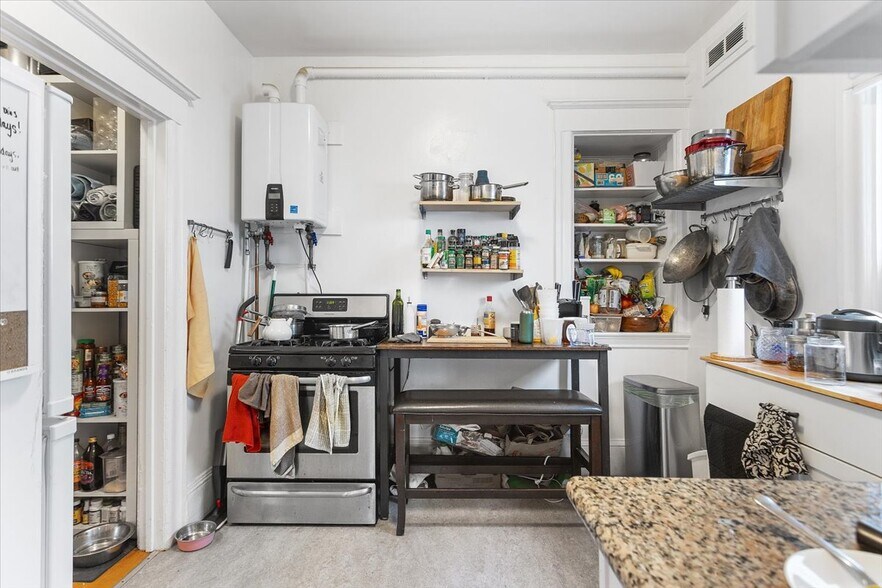 More Photos Of 3110 California St, Berkeley Multifamily For Sale