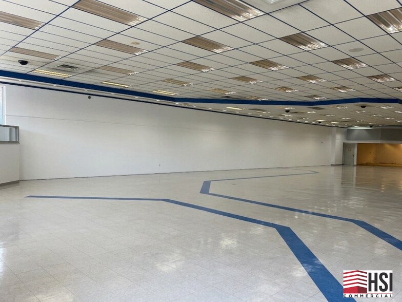 More Photos Of 3059 Washington Rd, East Point Freestanding For Lease