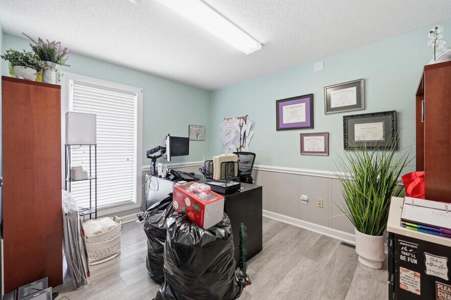 More Photos Of 501 N Main St, Robersonville Office For Sale