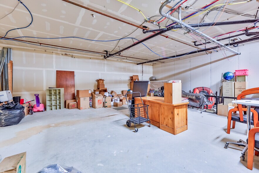 More Photos Of 8706 S 700 E, Sandy Medical For Sale